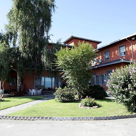 Hotel Ristorante Paladini Carisio Kültér fotó